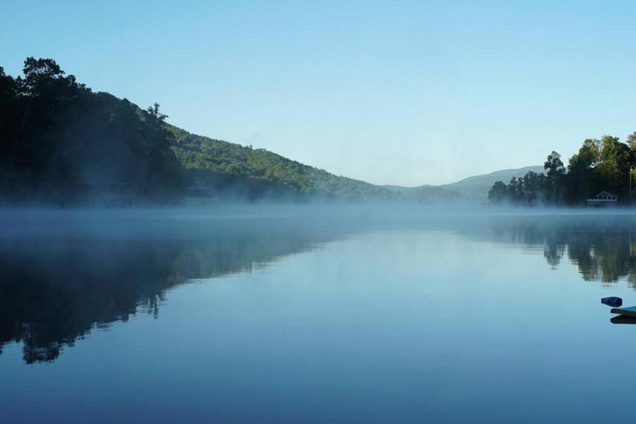 Tibors Landing On Lake Burton 克莱顿 外观 照片