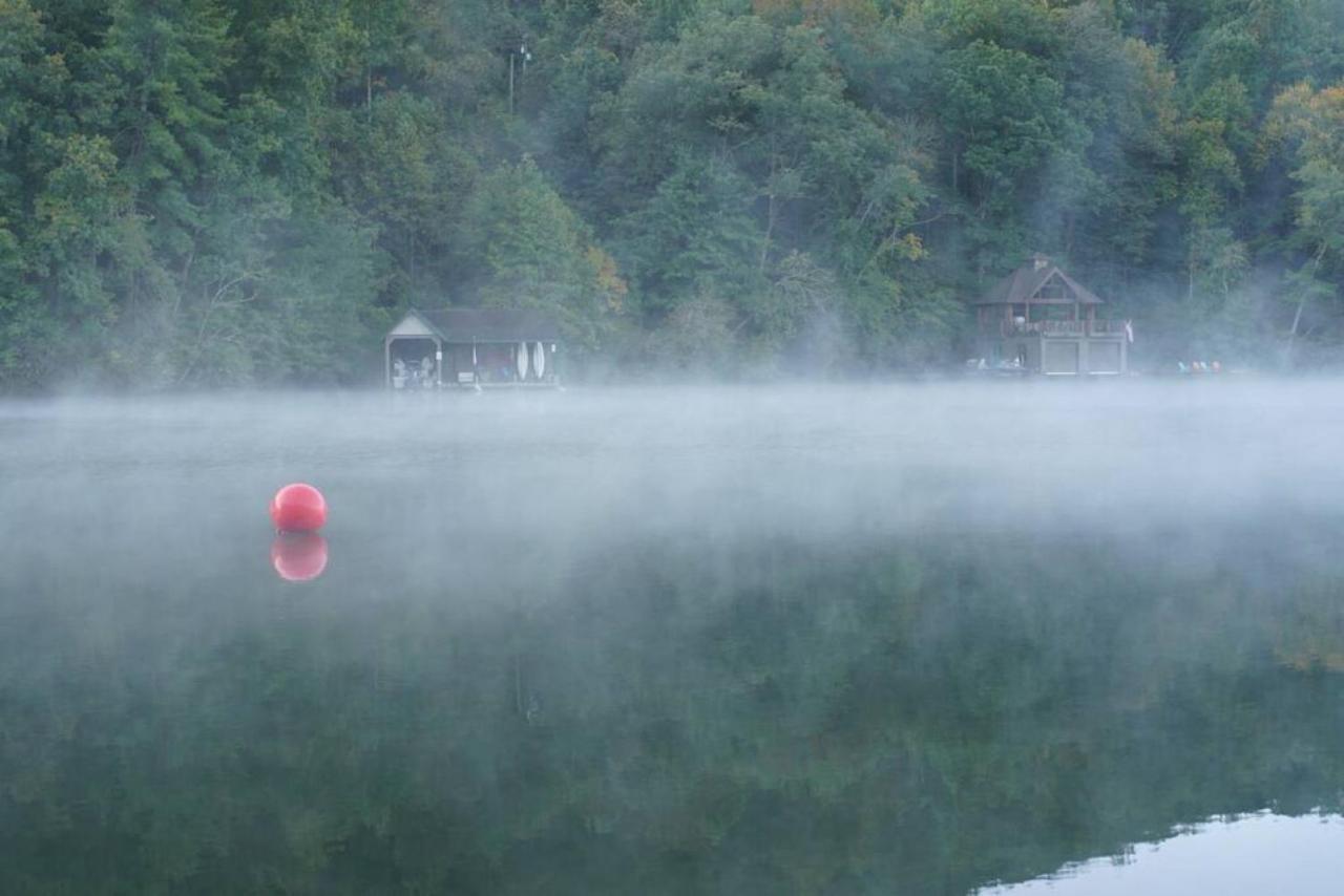 Tibors Landing On Lake Burton 克莱顿 外观 照片